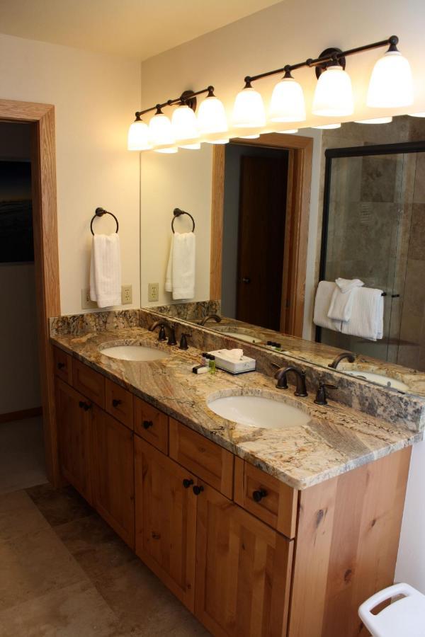 Woods Manor #302-A - Close To Main Street - Access To Indoor Hot Tub And Shuttle Breckenridge Exterior photo
