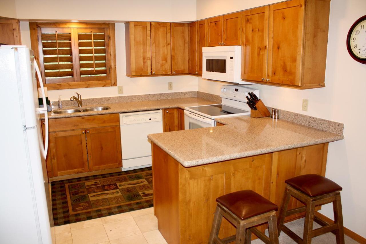 Woods Manor #302-A - Close To Main Street - Access To Indoor Hot Tub And Shuttle Breckenridge Exterior photo