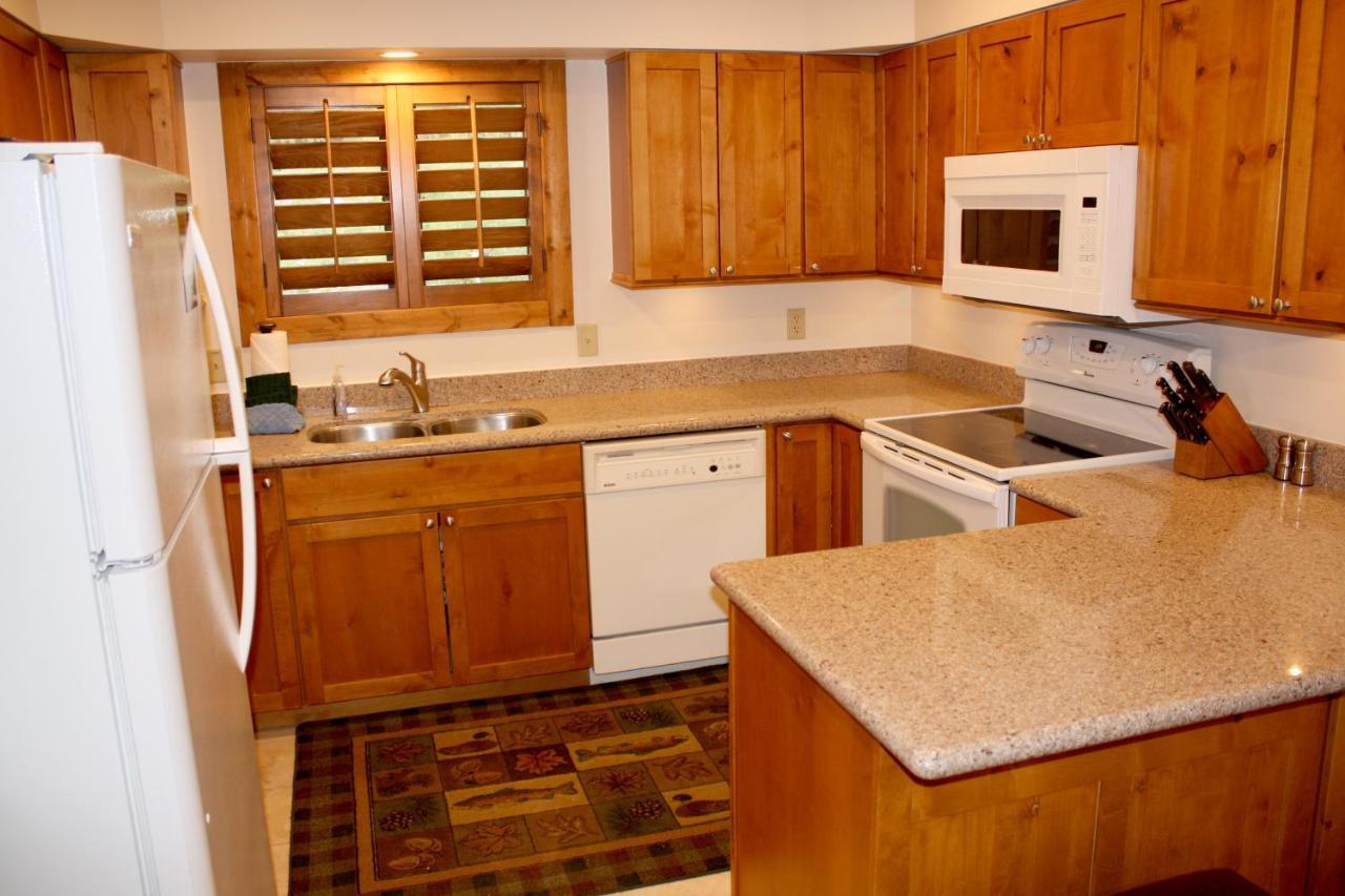 Woods Manor #302-A - Close To Main Street - Access To Indoor Hot Tub And Shuttle Breckenridge Exterior photo