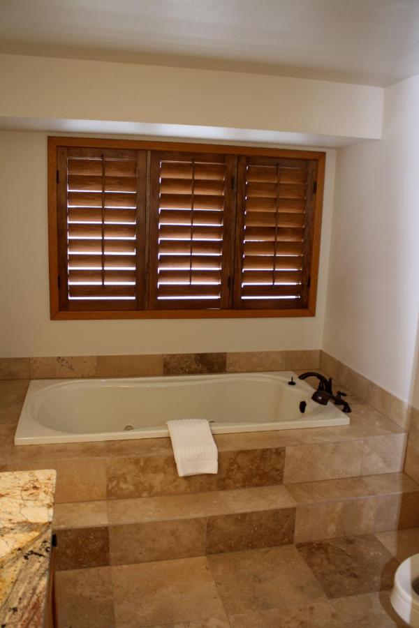 Woods Manor #302-A - Close To Main Street - Access To Indoor Hot Tub And Shuttle Breckenridge Exterior photo